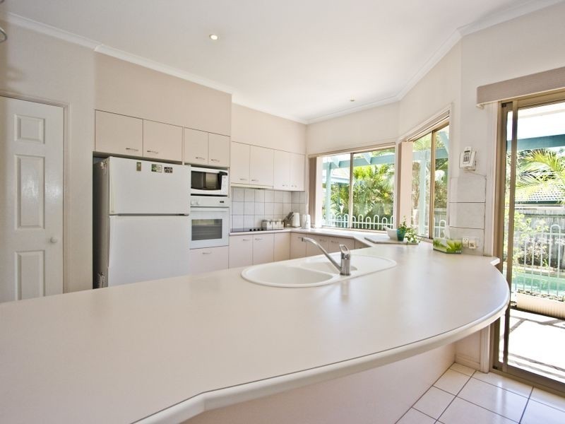 15 Argyle Place, Forest Lake QLD 4078