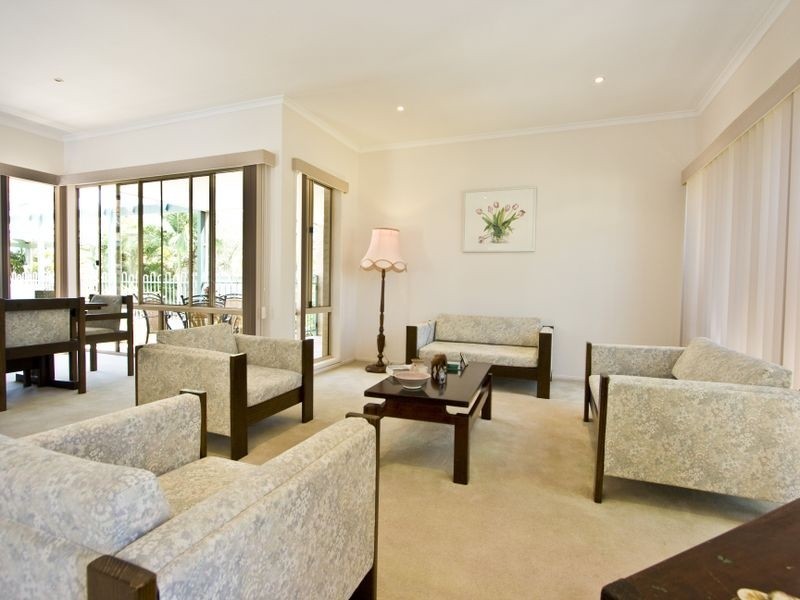 15 Argyle Place, Forest Lake QLD 4078