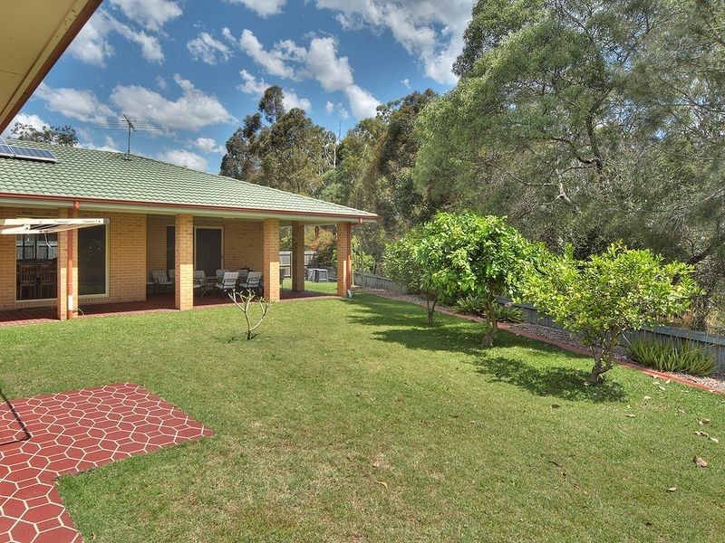 8 Diamondy Close, Forest Lake QLD 4078