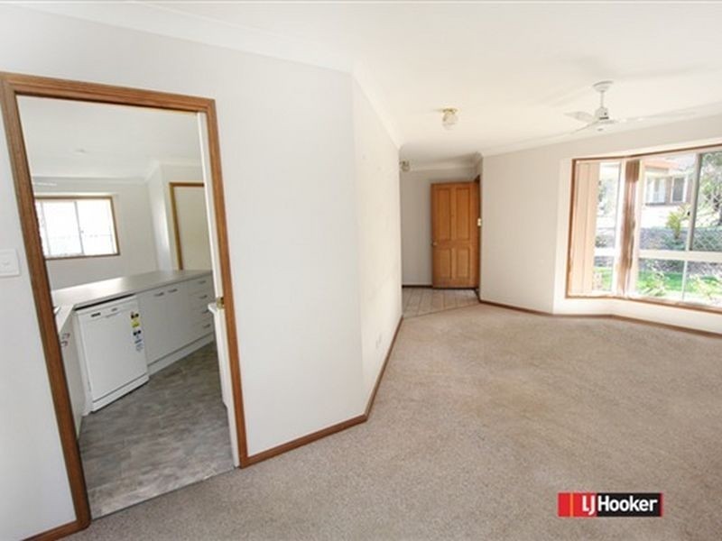 27 Solander Circuit, Forest Lake QLD 4078