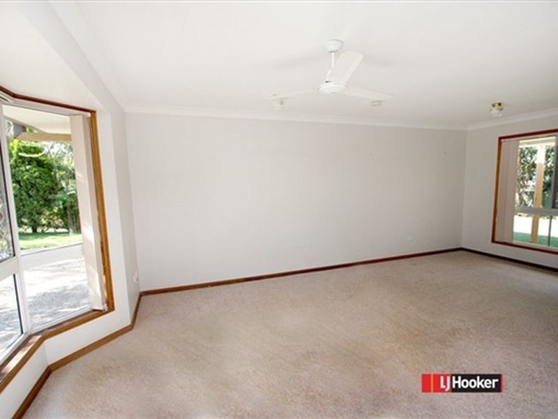 27 Solander Circuit, Forest Lake QLD 4078