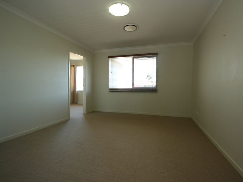 13 Admiral Crescent, Springfield Lakes QLD 4300