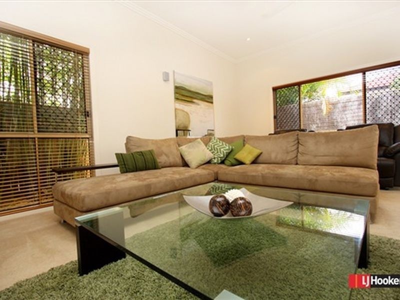 7 Simpson Way, Forest Lake QLD 4078