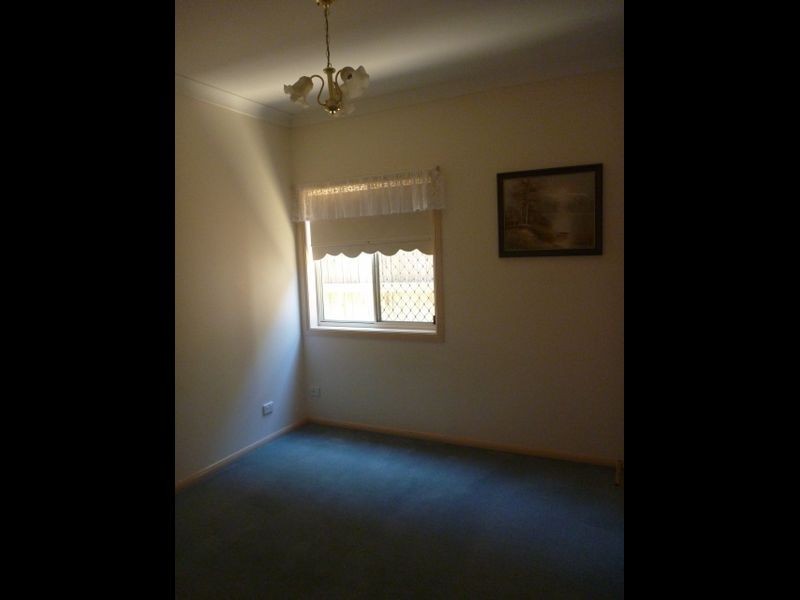 33 Simpson Way, Forest Lake QLD 4078