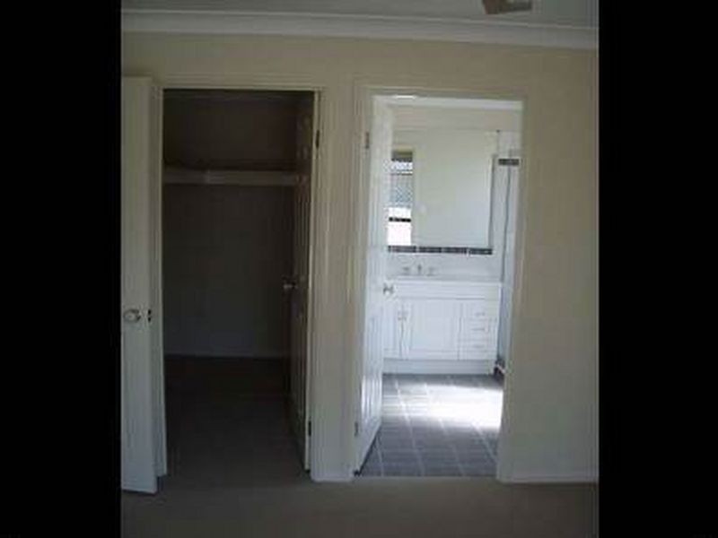 75 Sunview Road, Springfield QLD 4300