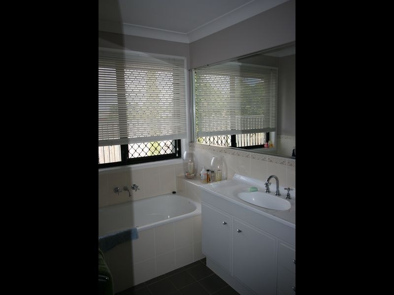 41 Hawthorne Street, Forest Lake QLD 4078