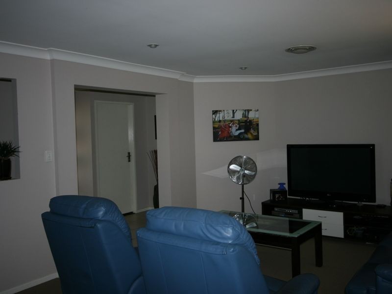 41 Hawthorne Street, Forest Lake QLD 4078
