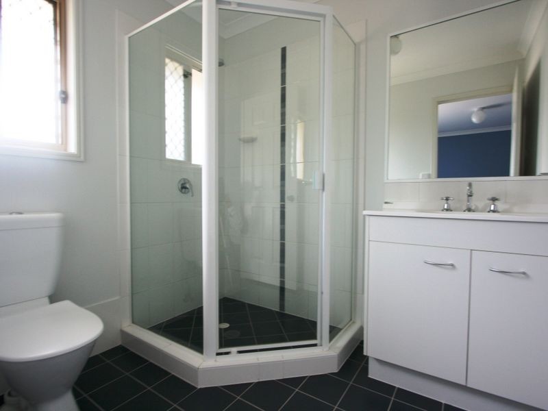 45 Degas Street, Forest Lake QLD 4078