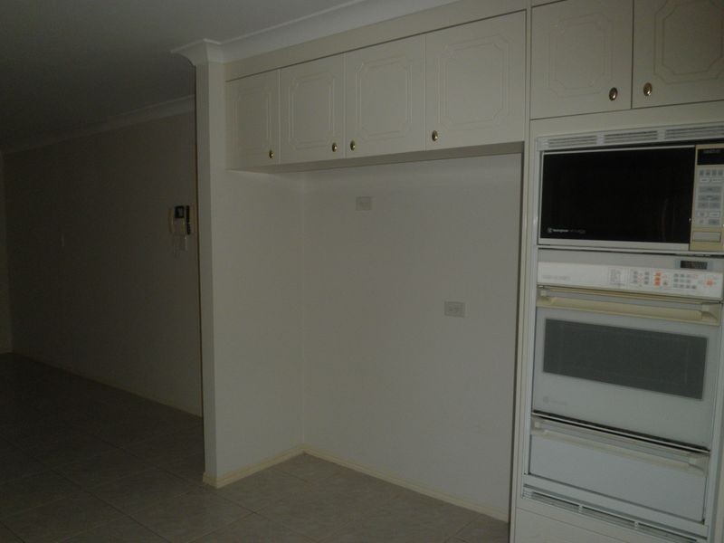 60 Renoir Crescent, Forest Lake QLD 4078