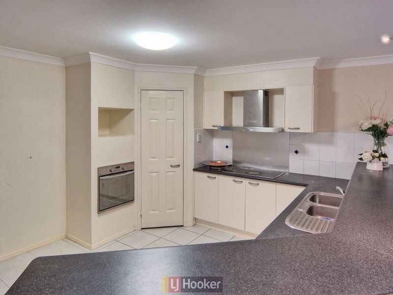 49 White Cedar Circuit, Stretton QLD 4116