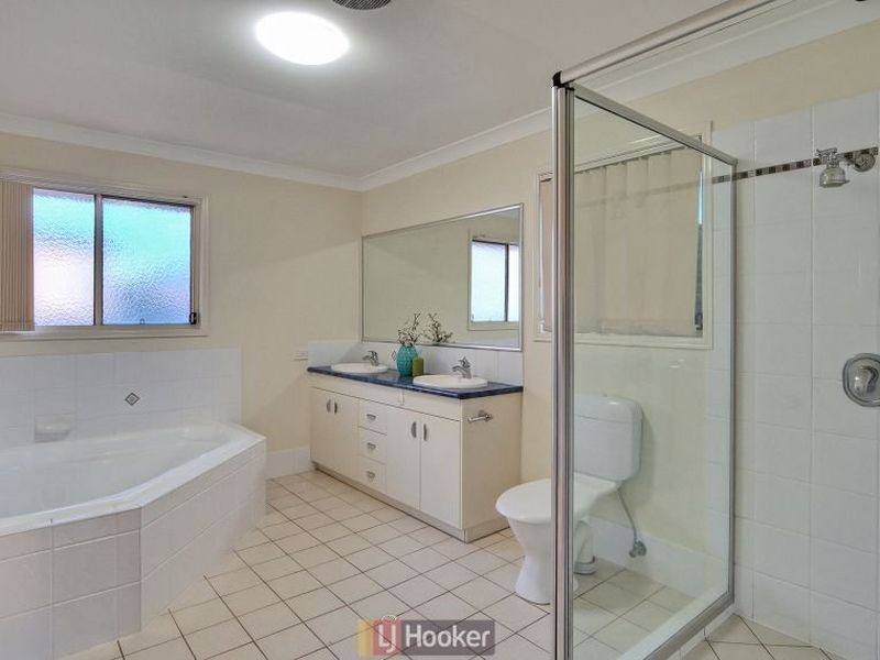 49 White Cedar Circuit, Stretton QLD 4116