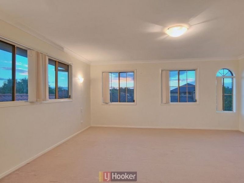 49 White Cedar Circuit, Stretton QLD 4116