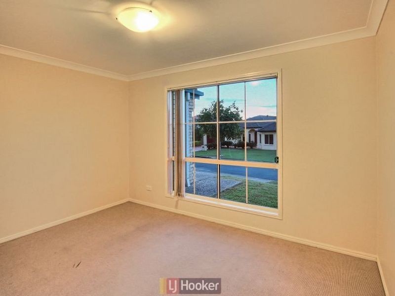 49 White Cedar Circuit, Stretton QLD 4116