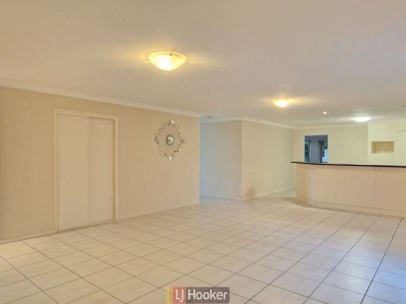 49 White Cedar Circuit, Stretton QLD 4116