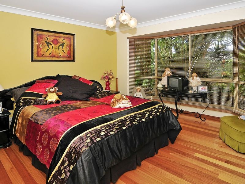 210 Rudyard Street, Forest Lake QLD 4078