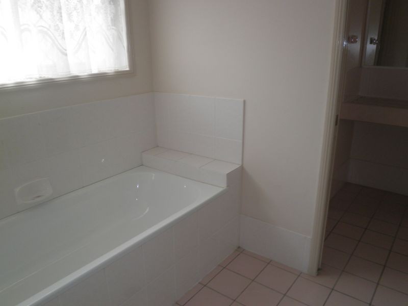 53 Serrata Circuit, Forest Lake QLD 4078