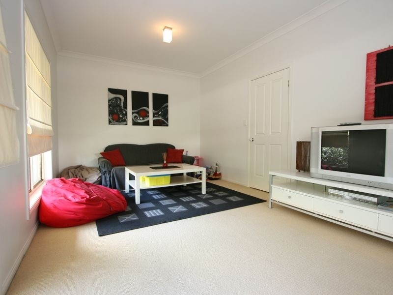 32 Atherton Circuit, Forest Lake QLD 4078