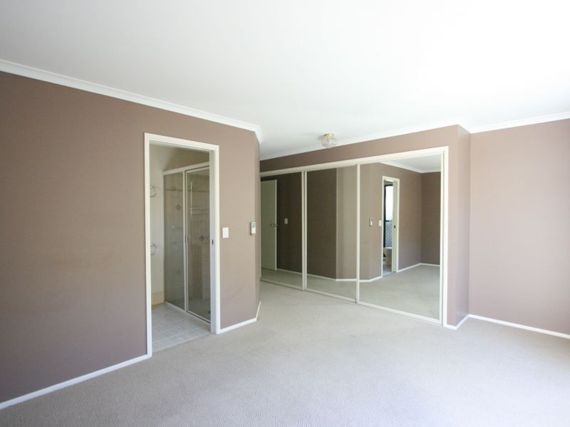 11 Kirribilli Place, Forest Lake QLD 4078