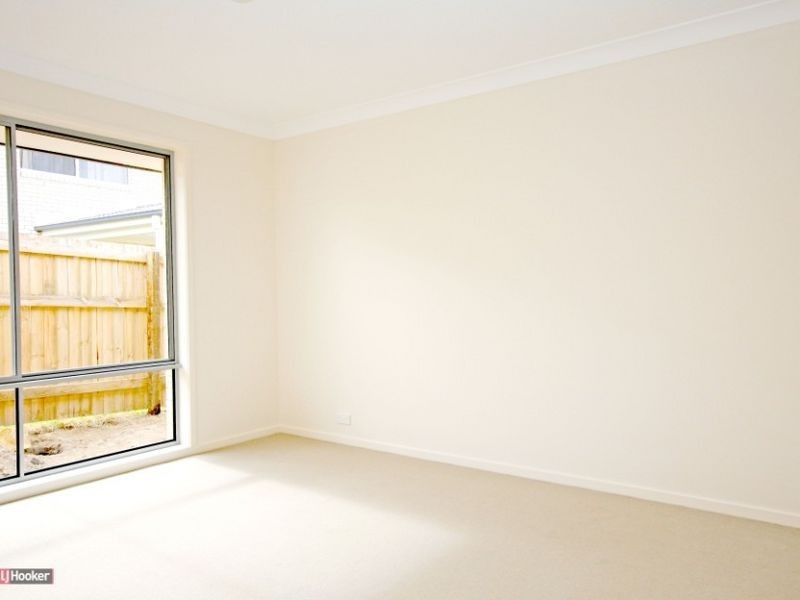 24 Sandalwood Street, Heathwood QLD 4110