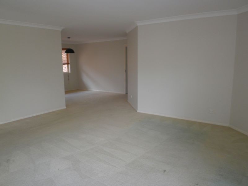 19 Elderslie Place, Forest Lake QLD 4078