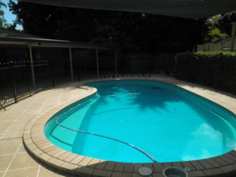 19 Elderslie Place, Forest Lake QLD 4078