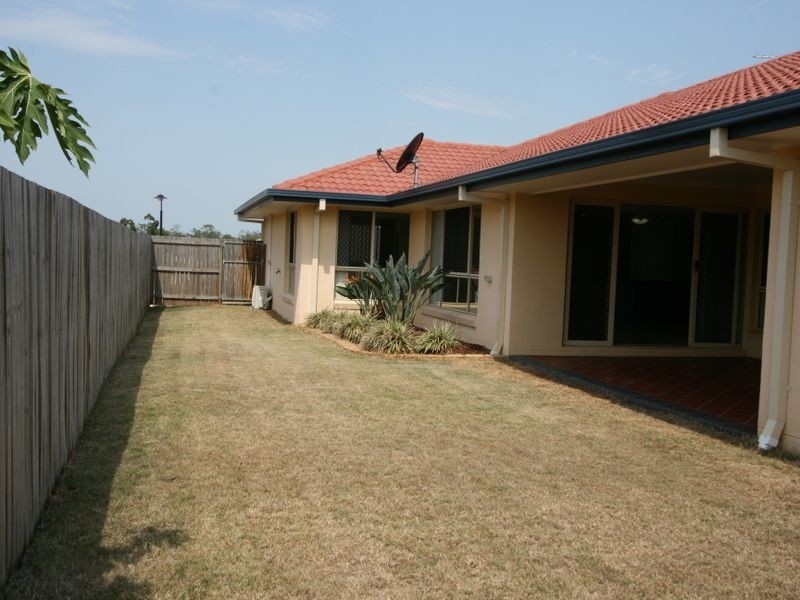 43 Parkwood Drive, Heathwood QLD 4110