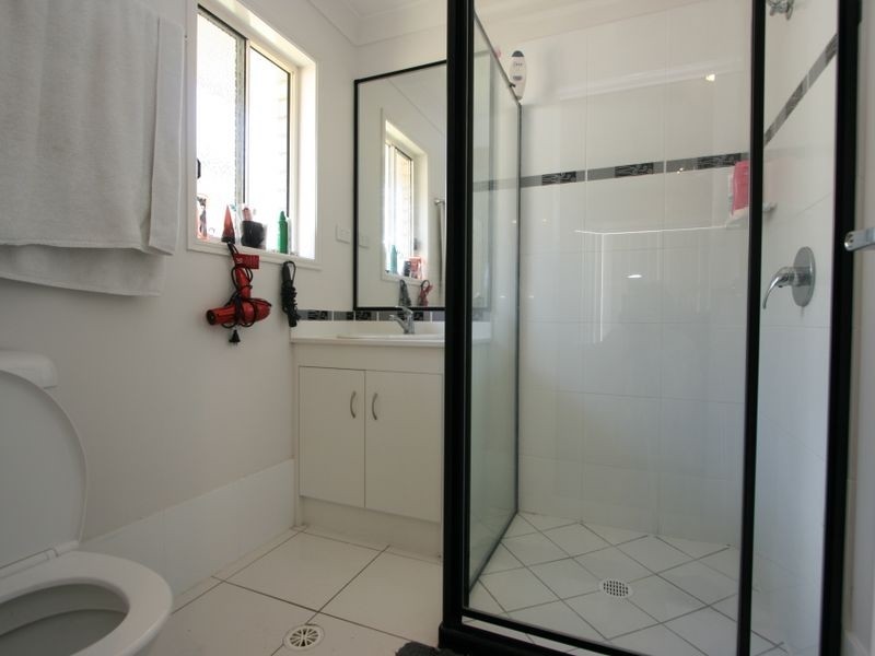 7 Windermere Street, Raceview QLD 4305