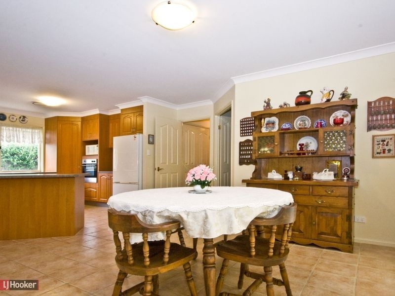 10 Ascot Avenue, Forest Lake QLD 4078