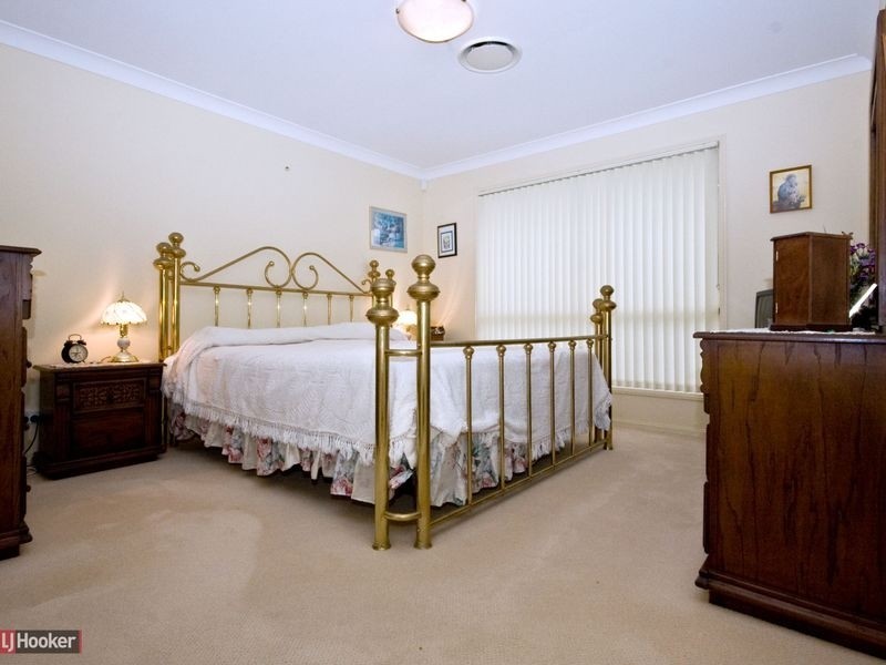 10 Ascot Avenue, Forest Lake QLD 4078