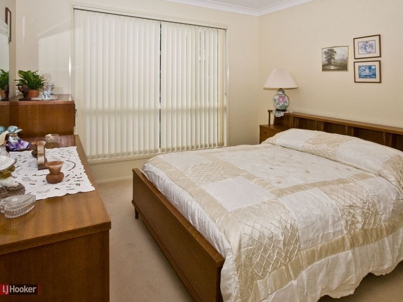 10 Ascot Avenue, Forest Lake QLD 4078
