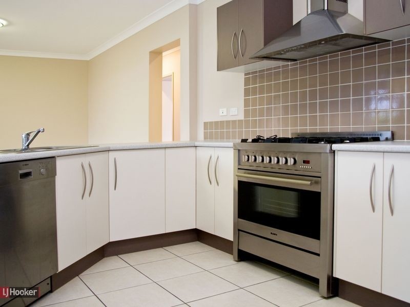 4 Grampians Close, Forest Lake QLD 4078