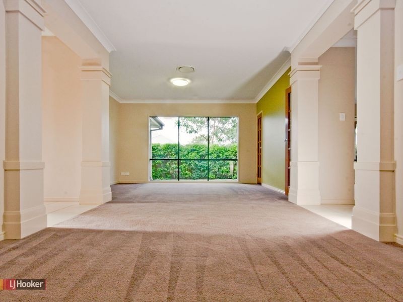 4 Grampians Close, Forest Lake QLD 4078