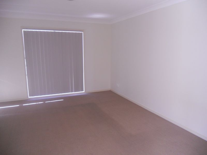 25 Gardenia Circuit, Heathwood QLD 4110