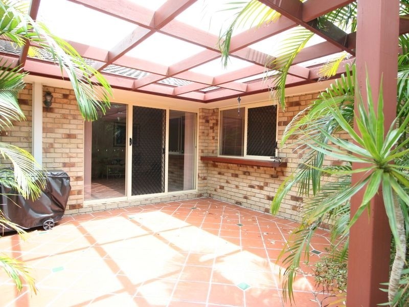 4 Tasman Place, Forest Lake QLD 4078