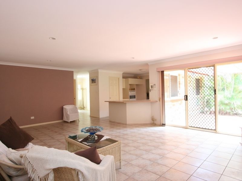 4 Tasman Place, Forest Lake QLD 4078