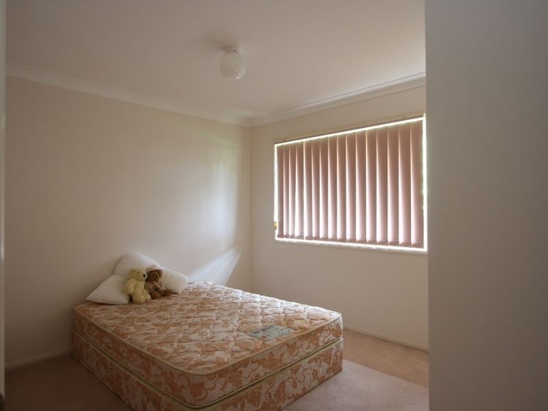 4 Tasman Place, Forest Lake QLD 4078