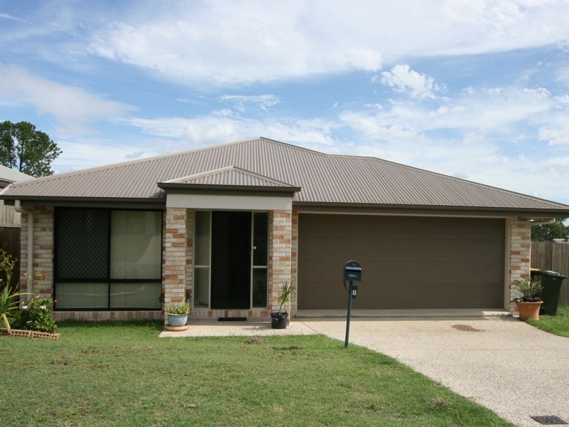 1 Highland Place, Forest Lake QLD 4078