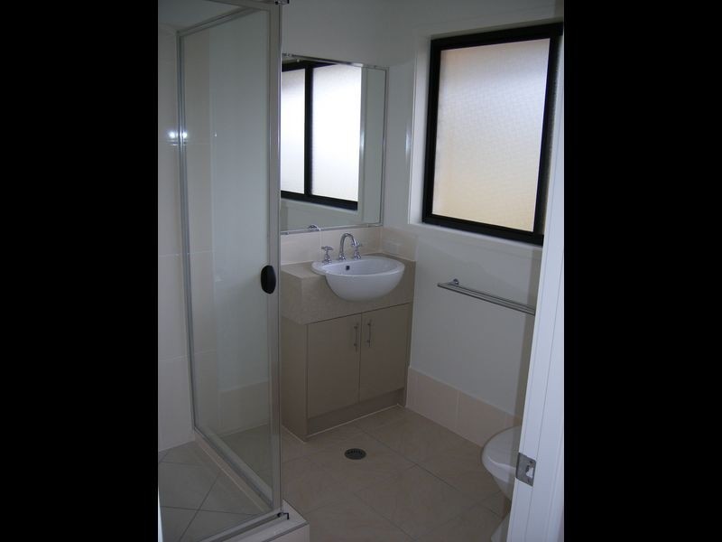 1 Highland Place, Forest Lake QLD 4078