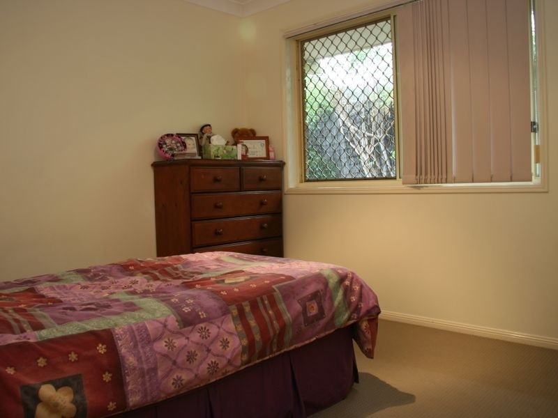 17 Oxley Place, Forest Lake QLD 4078