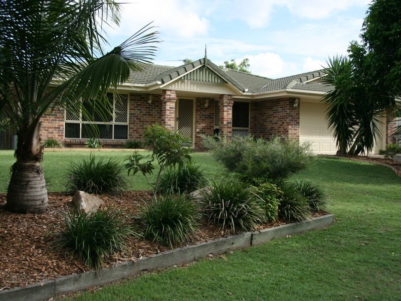 17 Oxley Place, Forest Lake QLD 4078