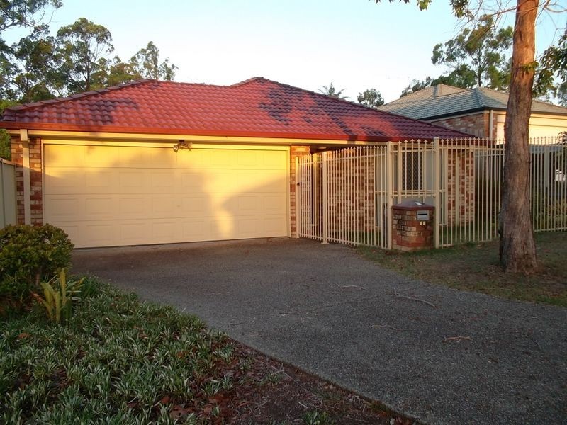 25 Samford Place, Forest Lake QLD 4078