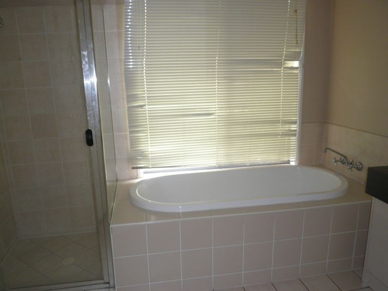 123 Jubilee Avenue, Forest Lake QLD 4078