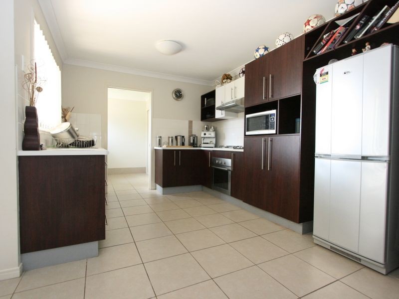 305 Eagle Street, Collingwood Park QLD 4301