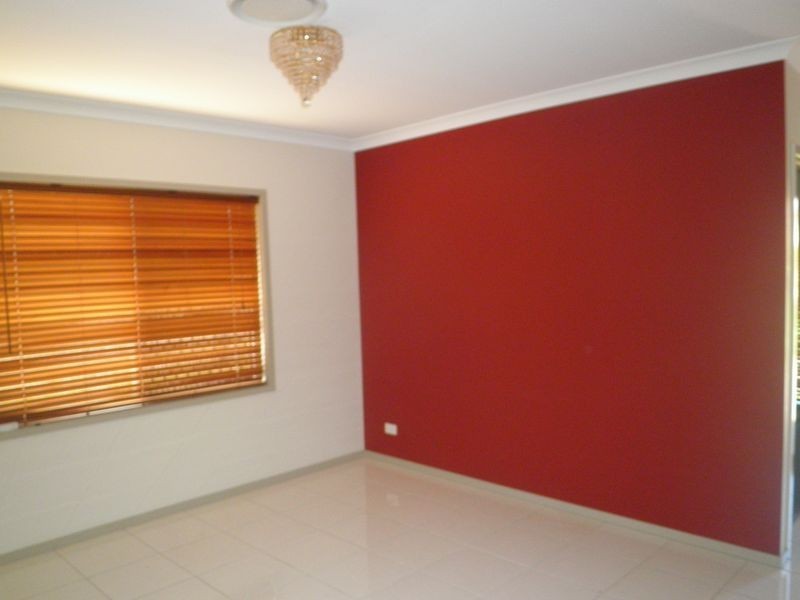 33 Hawthorne Street, Forest Lake QLD 4078