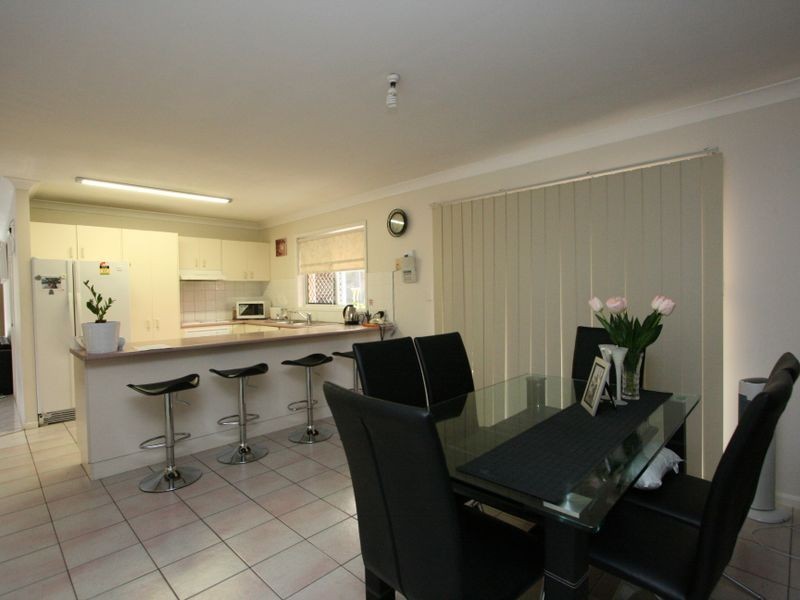 37 Scarlet Place, Forest Lake QLD 4078