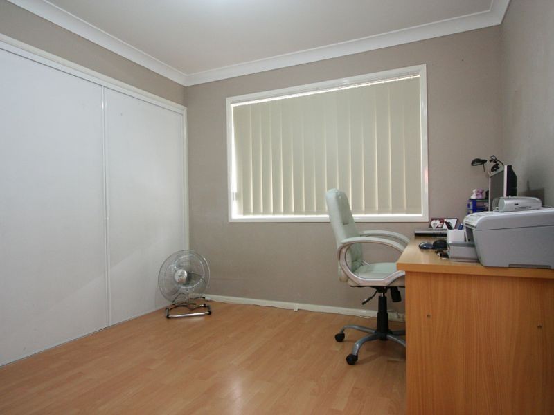 37 Scarlet Place, Forest Lake QLD 4078