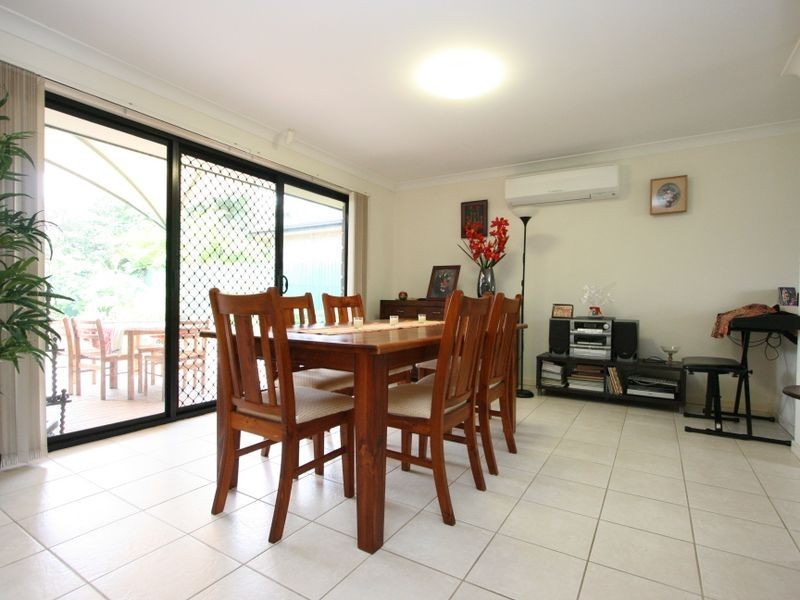 118 Jubilee Avenue, Forest Lake QLD 4078
