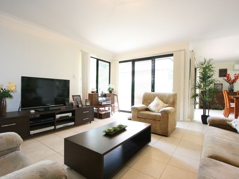 118 Jubilee Avenue, Forest Lake QLD 4078