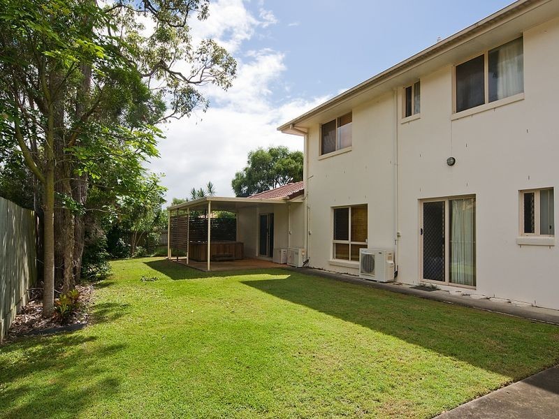 12 Beerwah Place, Forest Lake QLD 4078