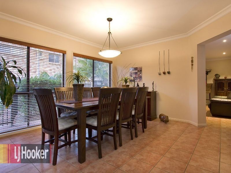 1 Camberwell Place, Forest Lake QLD 4078